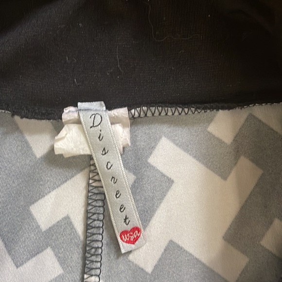 Chevron style Palazo pants size small - Picture 4 of 5